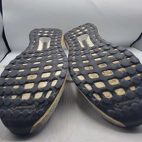 Adidas Ultraboost 4.0 Mens 11 White Sneaker Shoes Running Walking Outdoor BB6168 main image 10